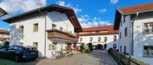 dorfwirt-arnbruck-gasthof-biergarten-bayerischer-wald-ausflugslokal